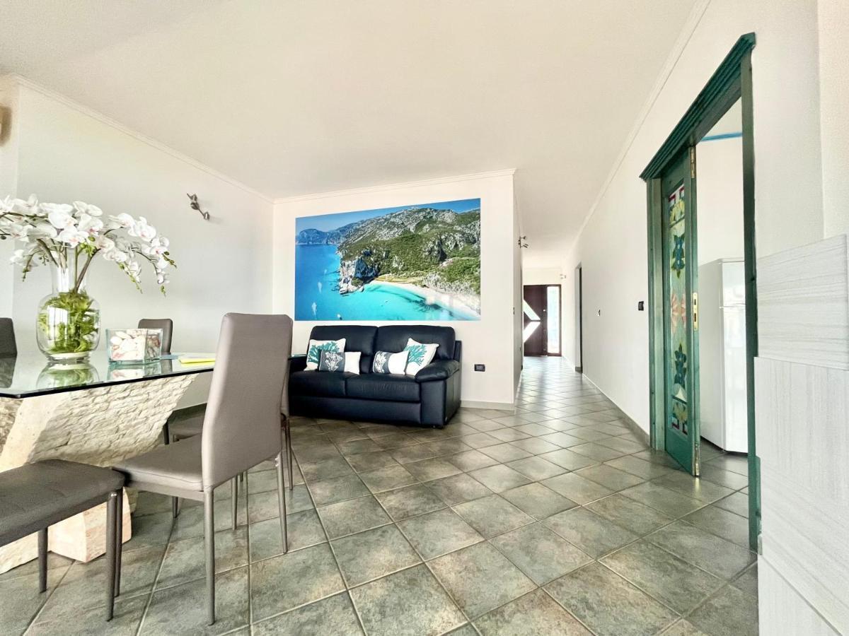 Cala Gonone Houseアパートメント エクステリア 写真
