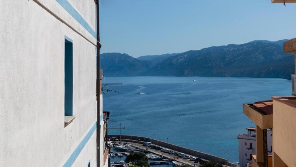 Cala Gonone Houseアパートメント エクステリア 写真